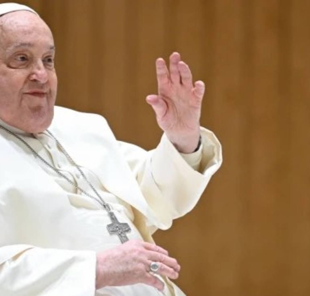 El Papa Agradece Apoyo por su Estado de Salud; Vaticano Comparte Audio en Español.