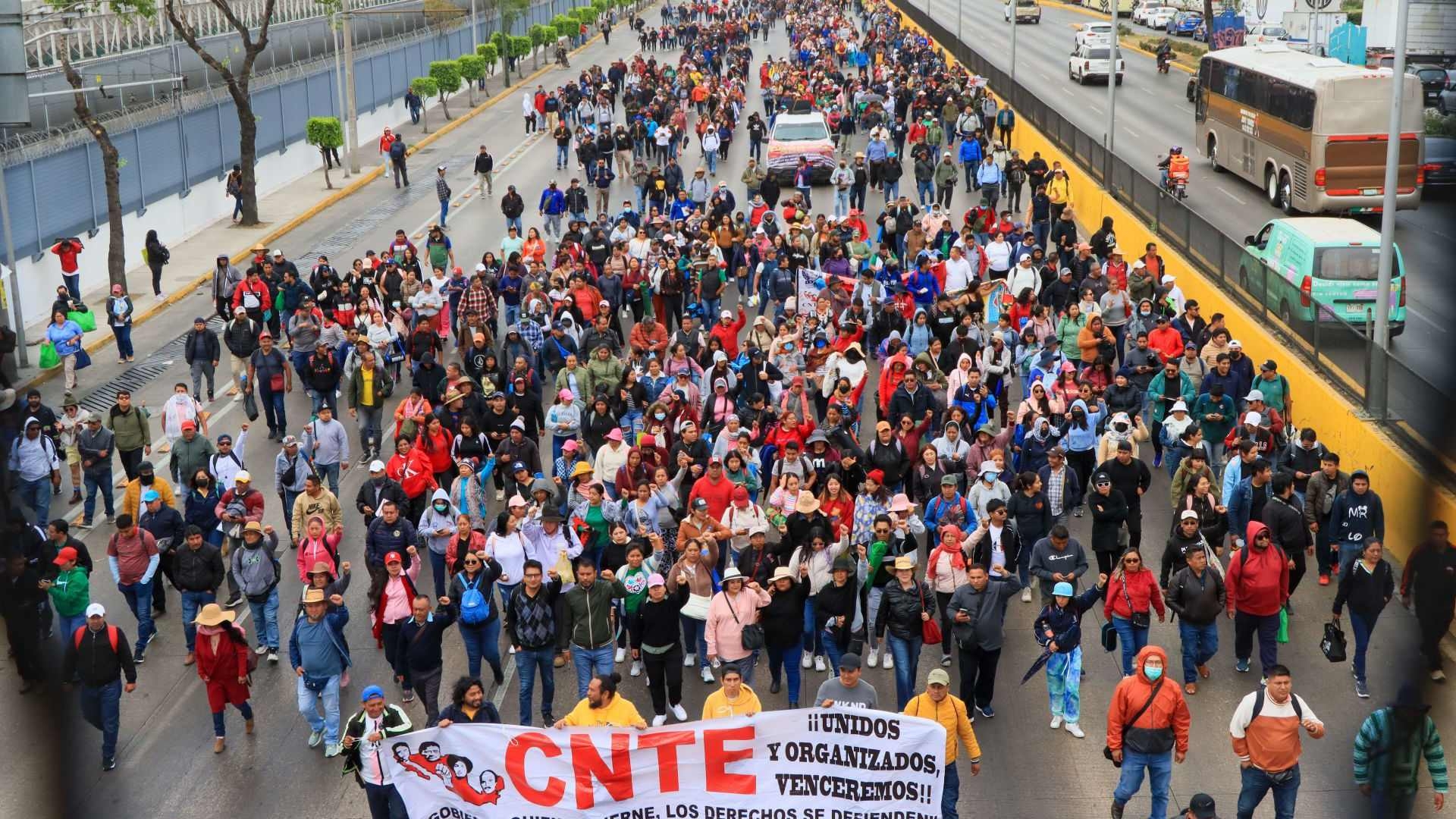 Marcha de la CNTE en CDMX Hoy: Acaba Paro Nacional y Empiezan a Retirar ...