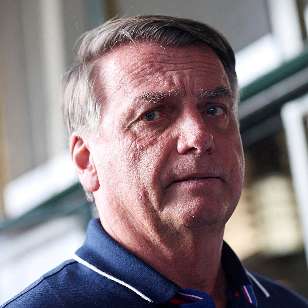 Bolsonaro afuera del aeropuerto de Congonhas, Brasil