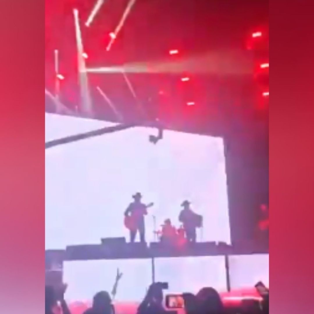 Los Alegres del Barranco en el escenario