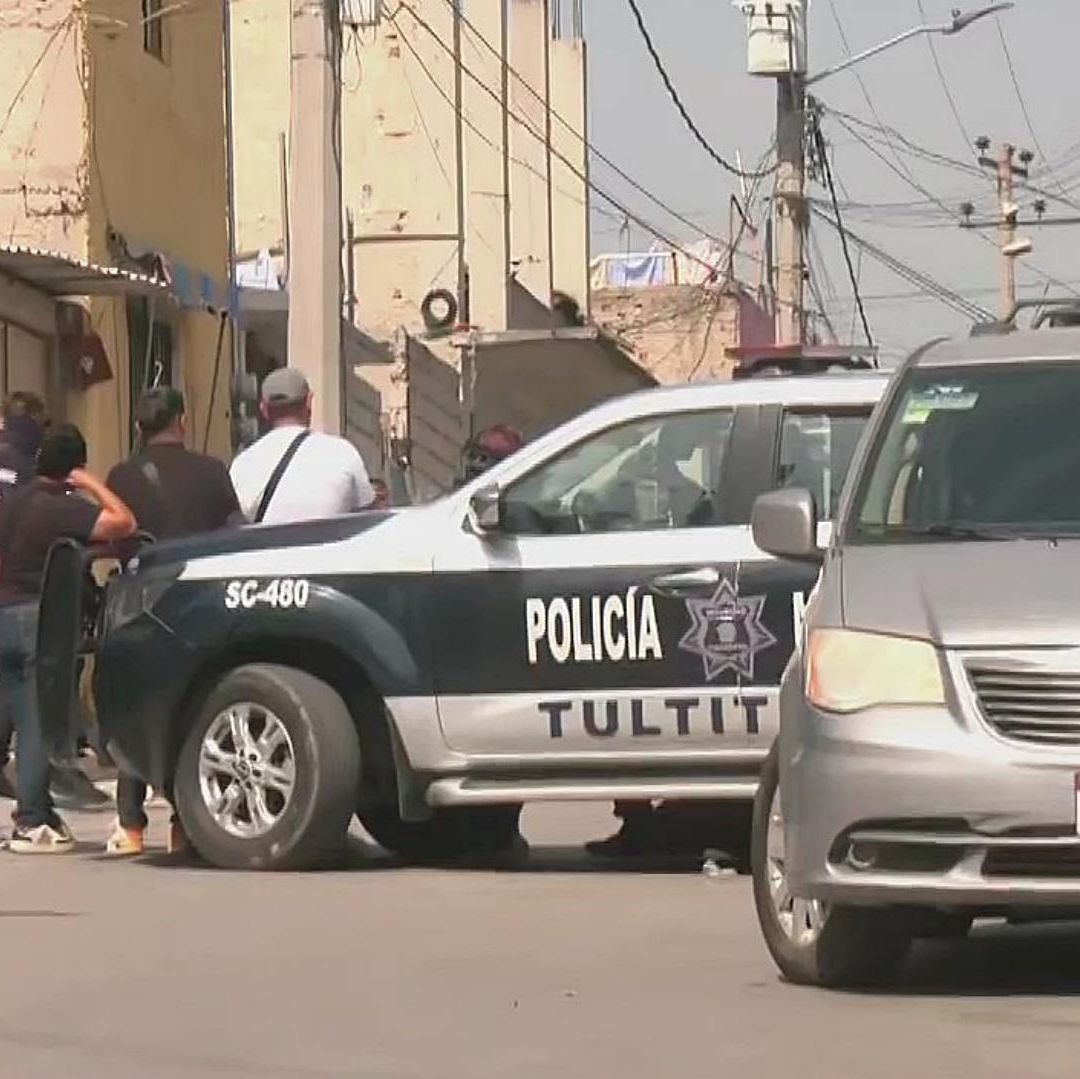 Operativo policial ante hallazgo de dos cadáveres en Tultitlán