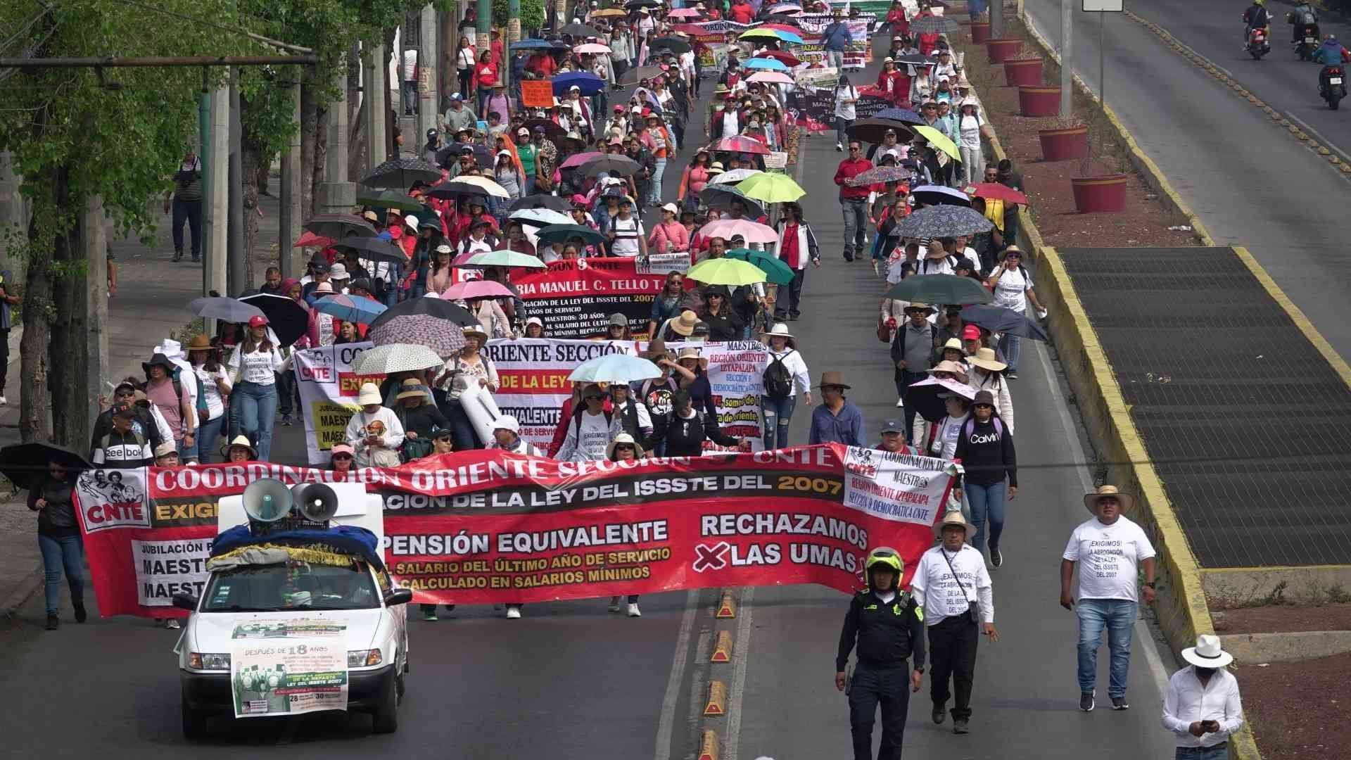 Marcha de la CNTE en CDMX