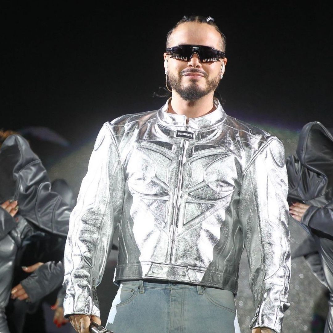 J Balvin en el show de medio tiempo del Mundial de Clubes 2025