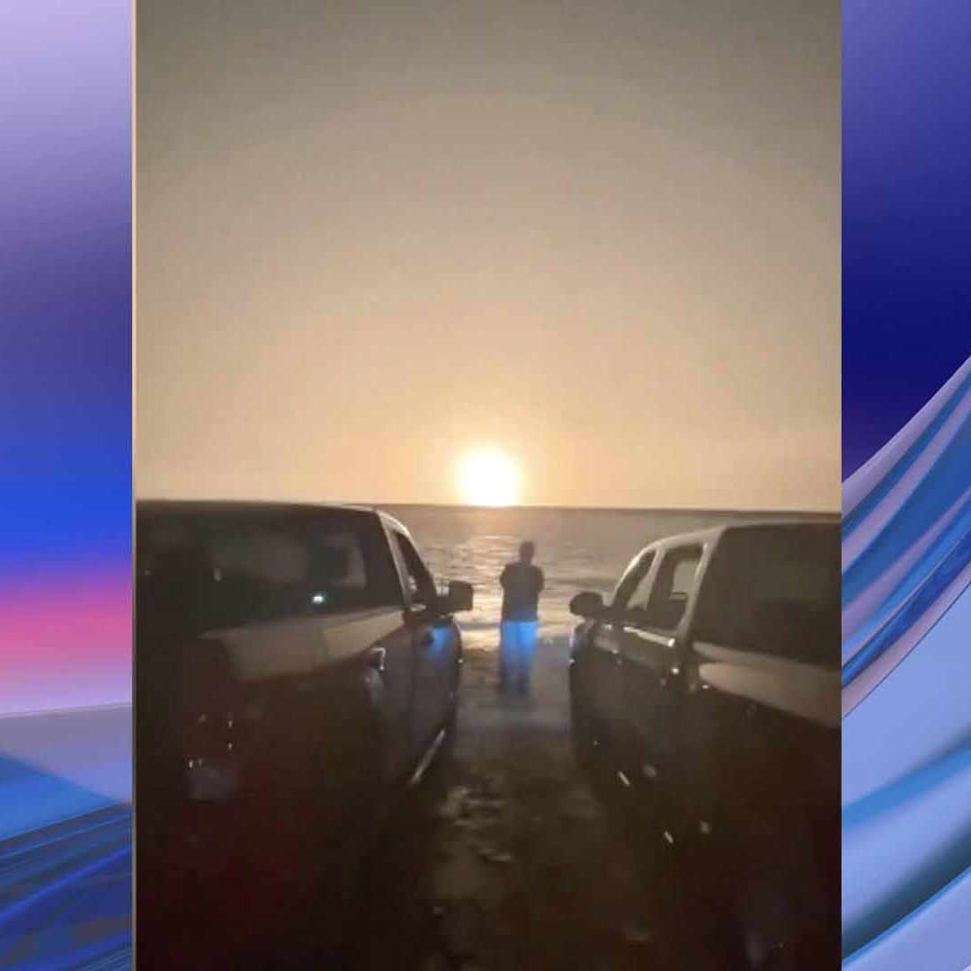Así se Iluminó Cielo en Brownsville y Matamoros Luego de Explosión de Cohete de SpaceX