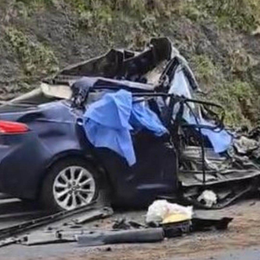 Cinco Muertos por Choque Frontal de Auto y Camión en Autopista Siglo XXI en Atlixco, Puebla