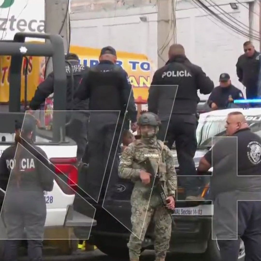 Elementos del Ejército y de la Policía Municipal de Ecatepec en el lugar del hallazgo de los restos humanos