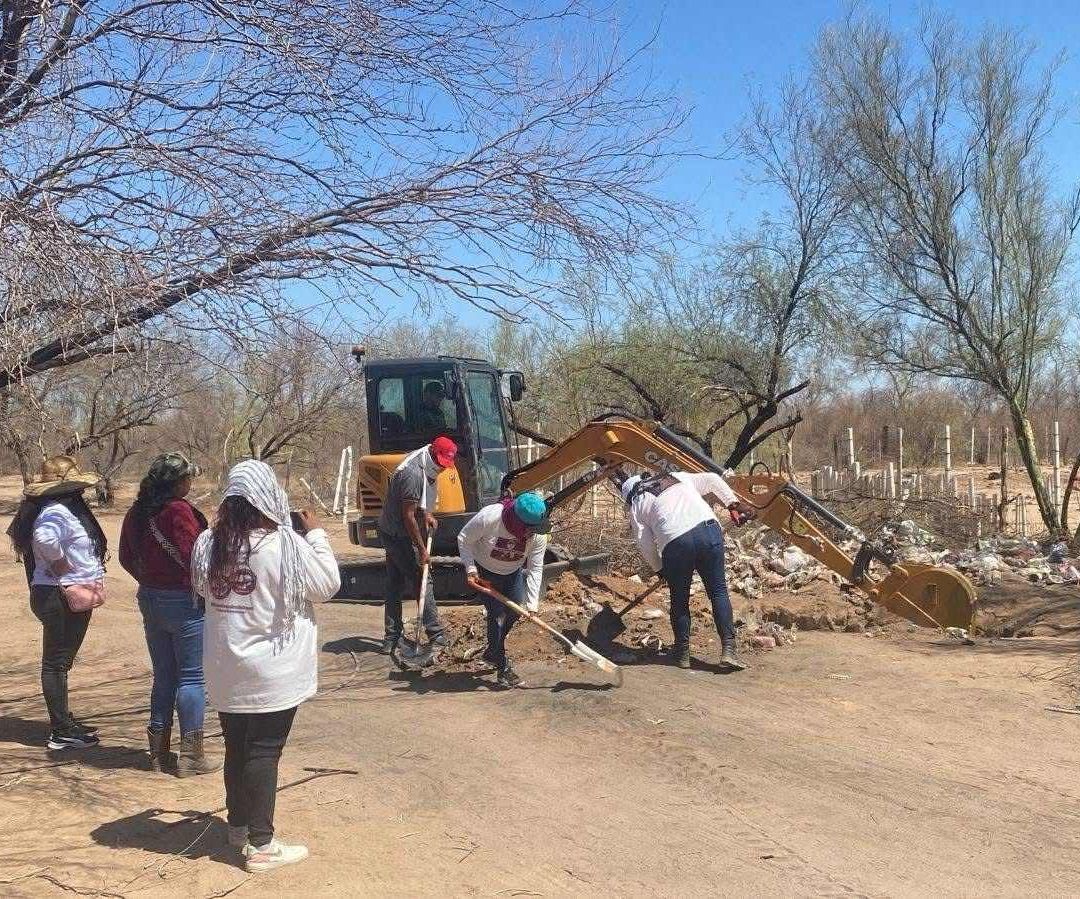 Hallan Cuerpos Sin Vida Semienterrados y Restos Óseos en Predio en el Poblado Miguel Alemán
