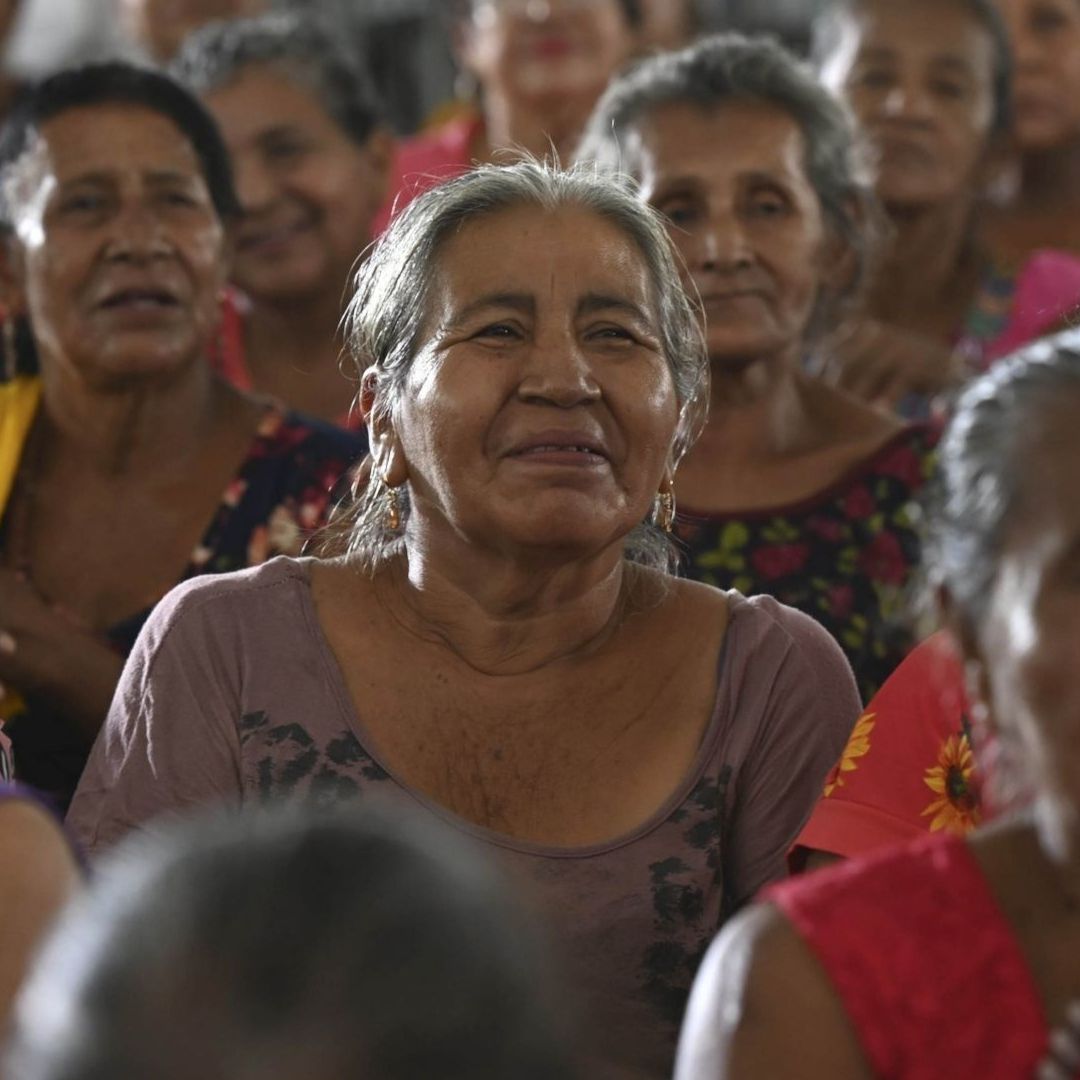Adelantan Edad de Registro a Pensión Mujeres Bienestar 2025 de 3 Mil Pesos; Tabla de Años