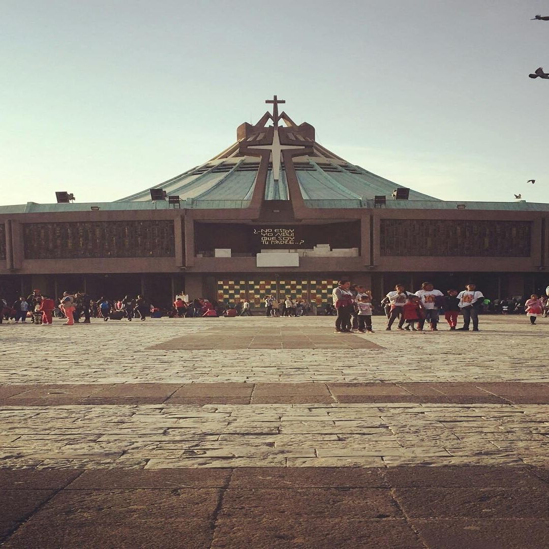 Detienen a Pareja por Estafar a 37 Personas con Supuesto Viaje a la Basílica de Guadalupe