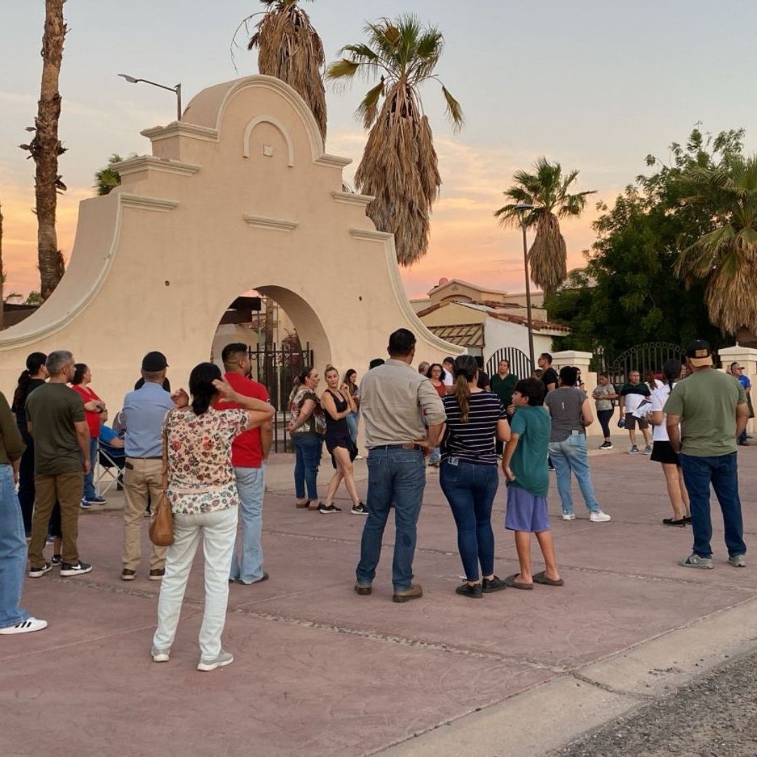 Vecinos de Colonia Puerta Real se Manifiestan ante Fallas en Servicio de Luz en Hermosillo