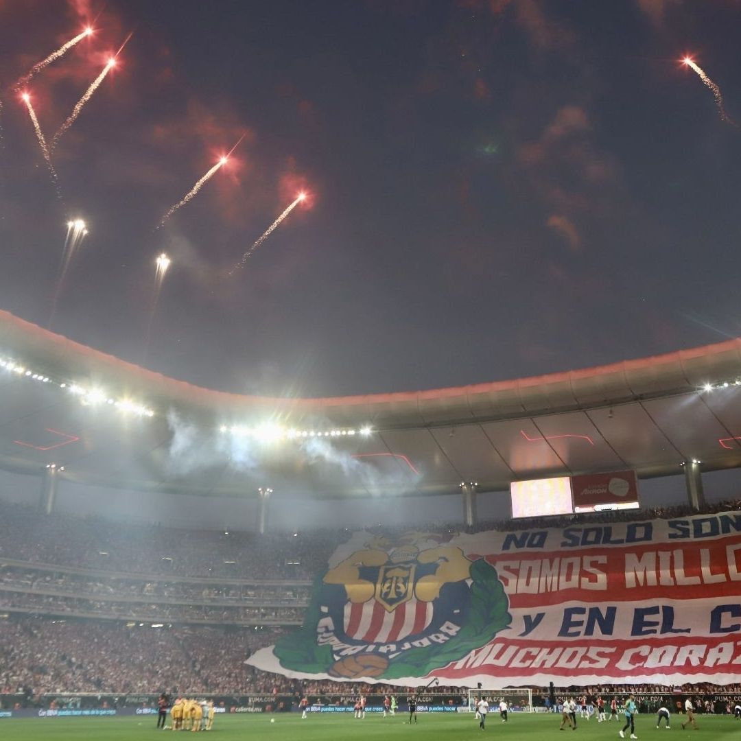 La Comisión Disciplinaria de la Liga Mx abrió un expediente por la violencia en el estadio del club Guadalajara