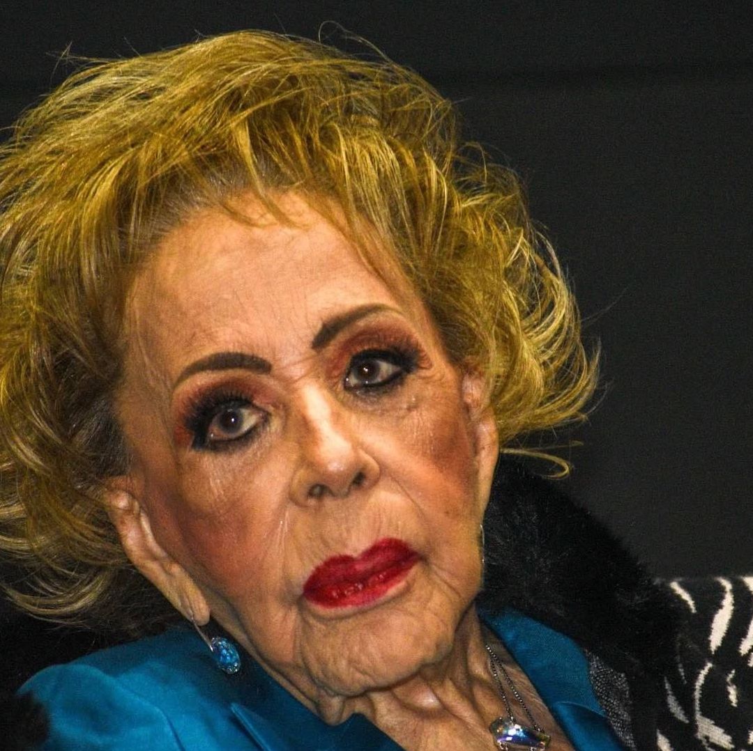 Silvia Pinal se encuentra estable