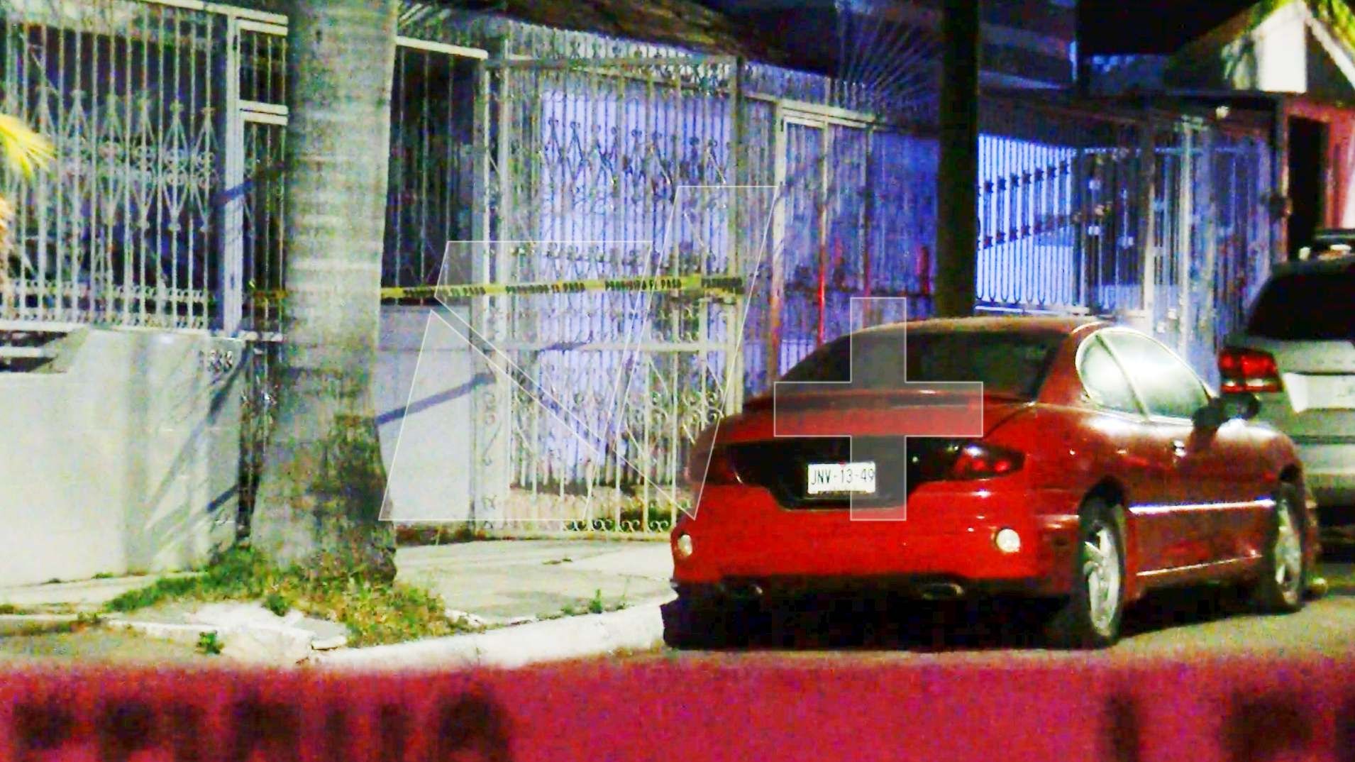 El principal sospecho del asesinato es el hijo de la pareja.