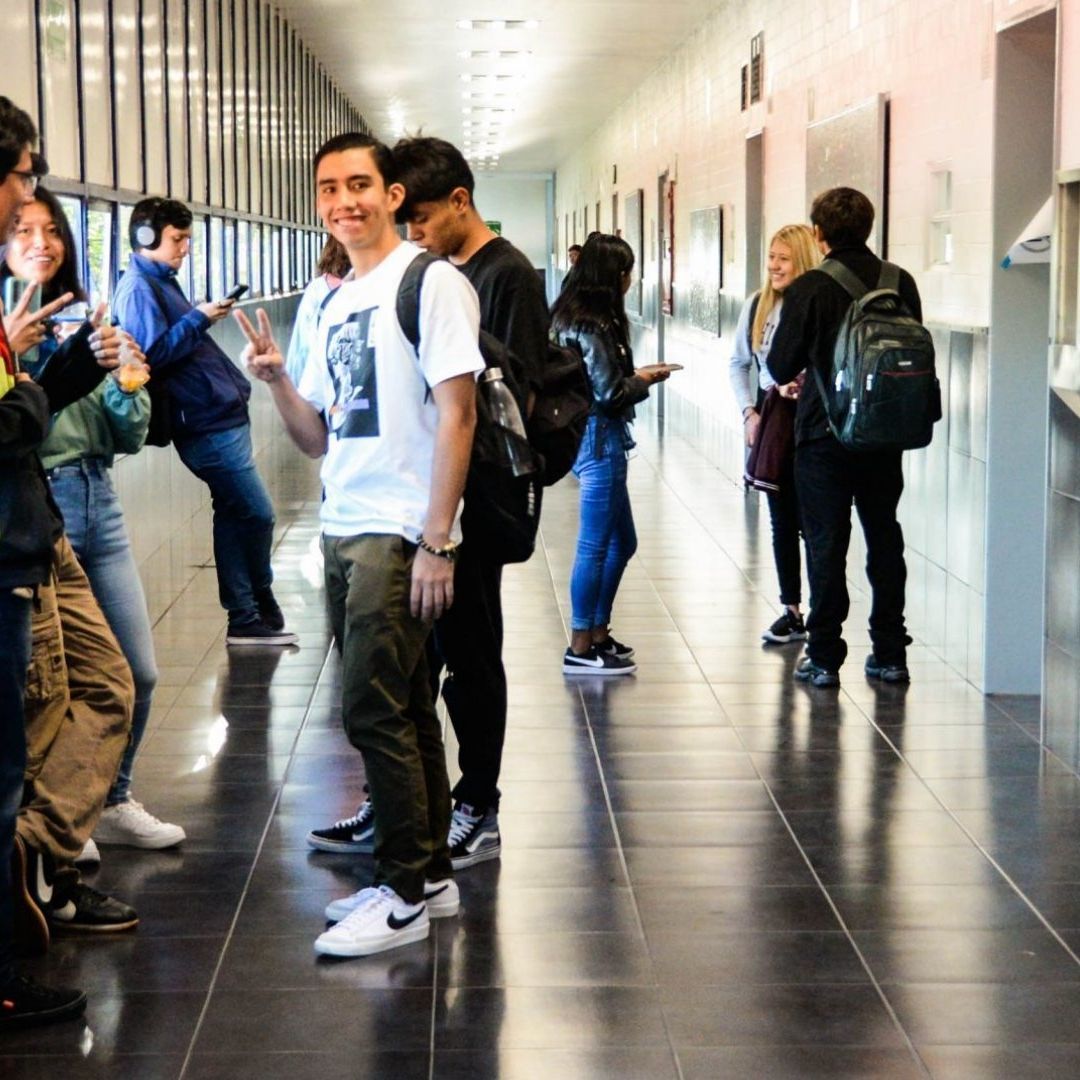 Cuándo llega la Beca Jóvenes Escribiendo el Futuro 2024 y cuánto dan en el último pago del año