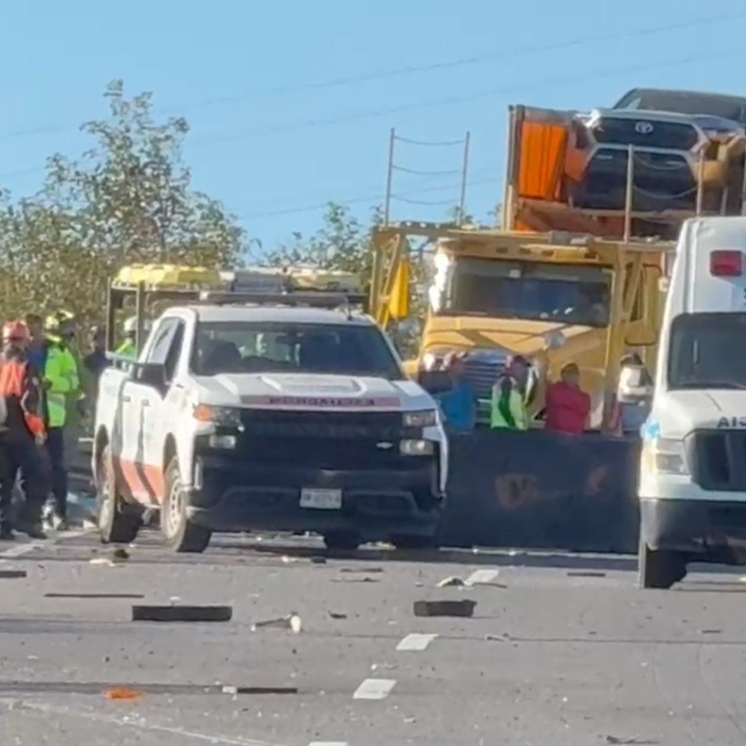 Cierran autopista Xalapa-Perote por accidente de tráiler