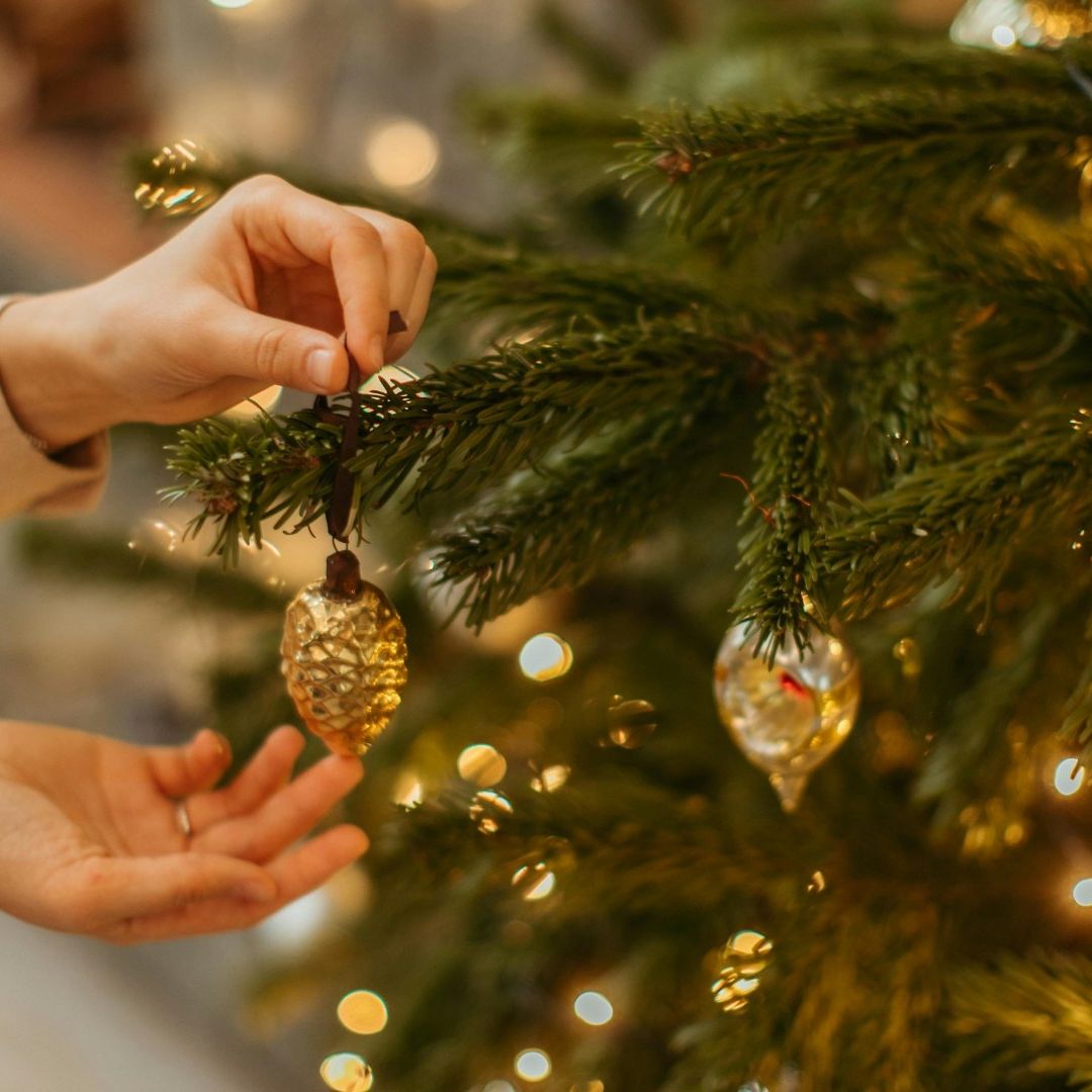 Esta fecha es la ideal para poner el arbolito de Navidad, según IA