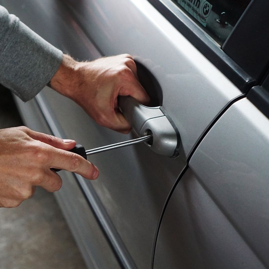 ¿Qué Hacer en Caso de Robo de Celular o Auto?