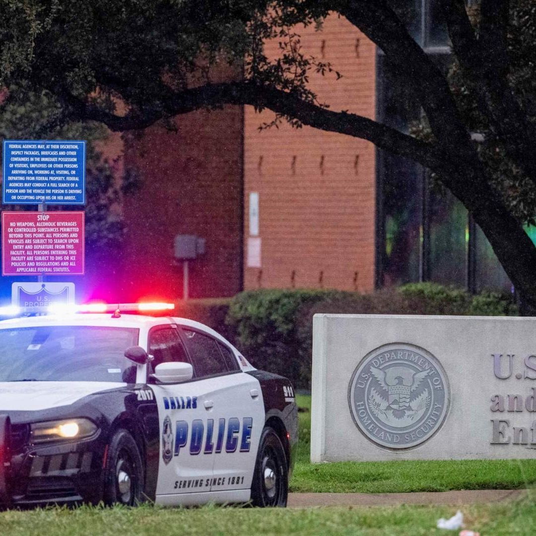 El tiroteo ocurrió en instalaciones de ICE en Dallas, Texas