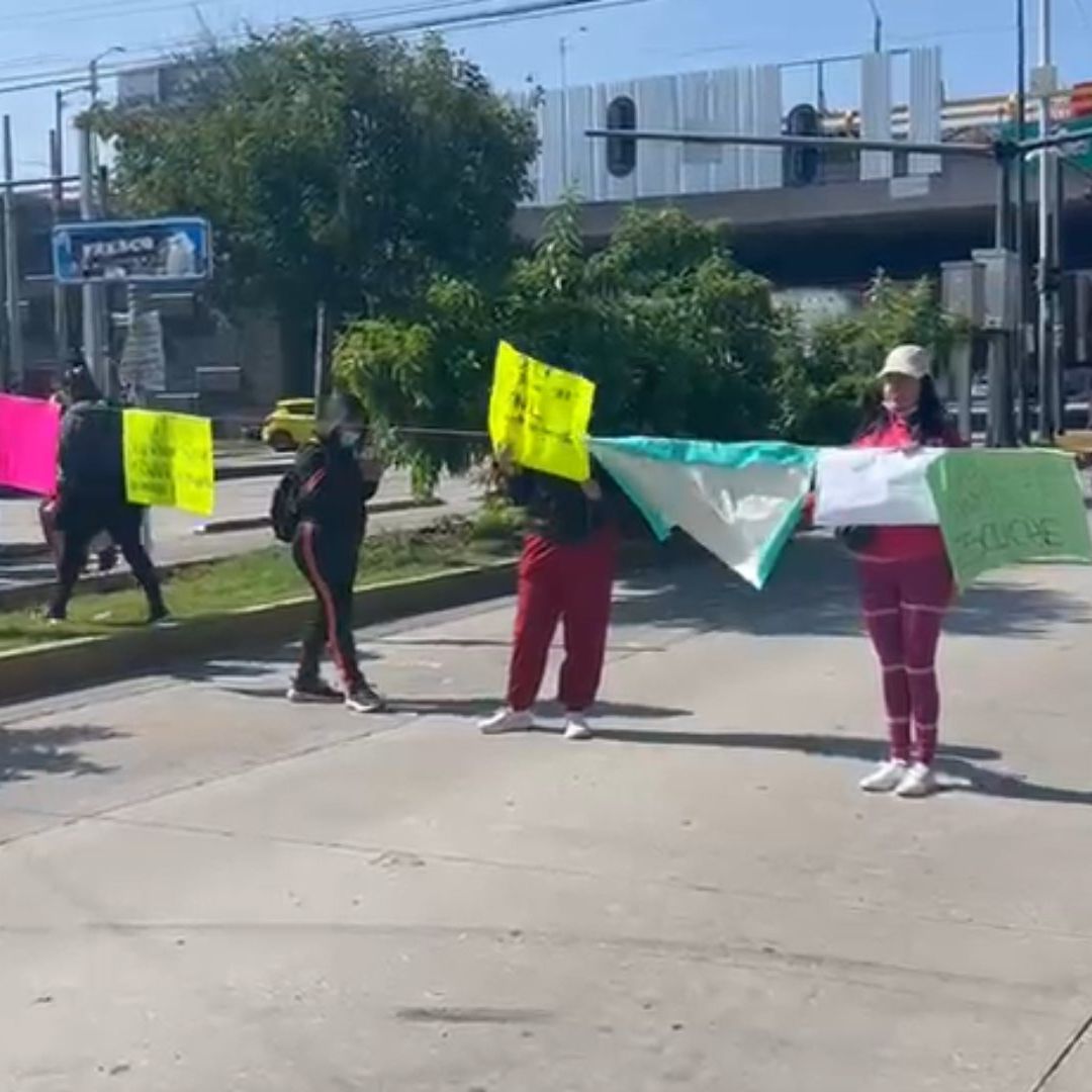 Cierre Total Ambos Sentidos 11 Sur Periférico Ecológico Puebla por Manifestación 2 Octubre 2025