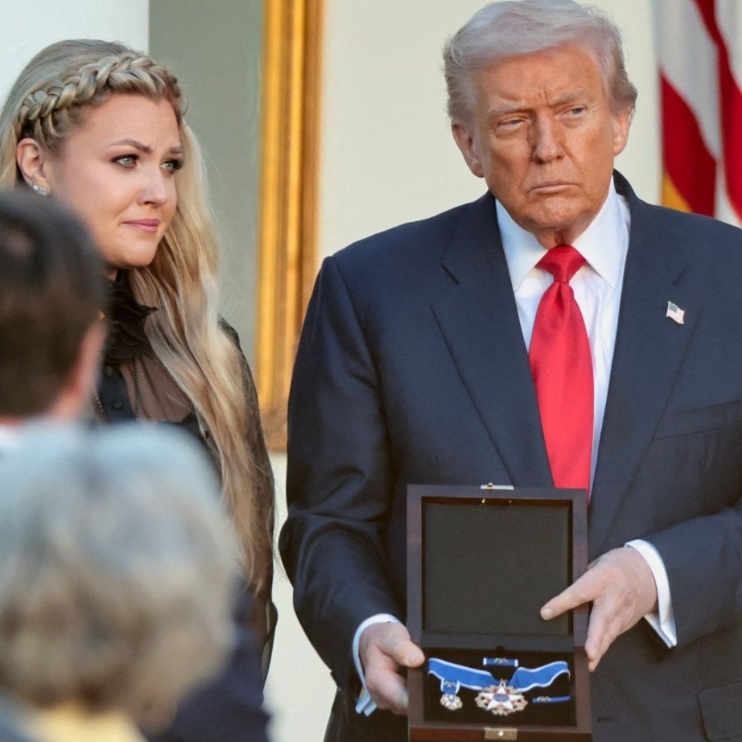 Trump Honra a Charlie Kirk con Medalla Presidencial de la Libertad: "Fue un Mártir de la Verdad"