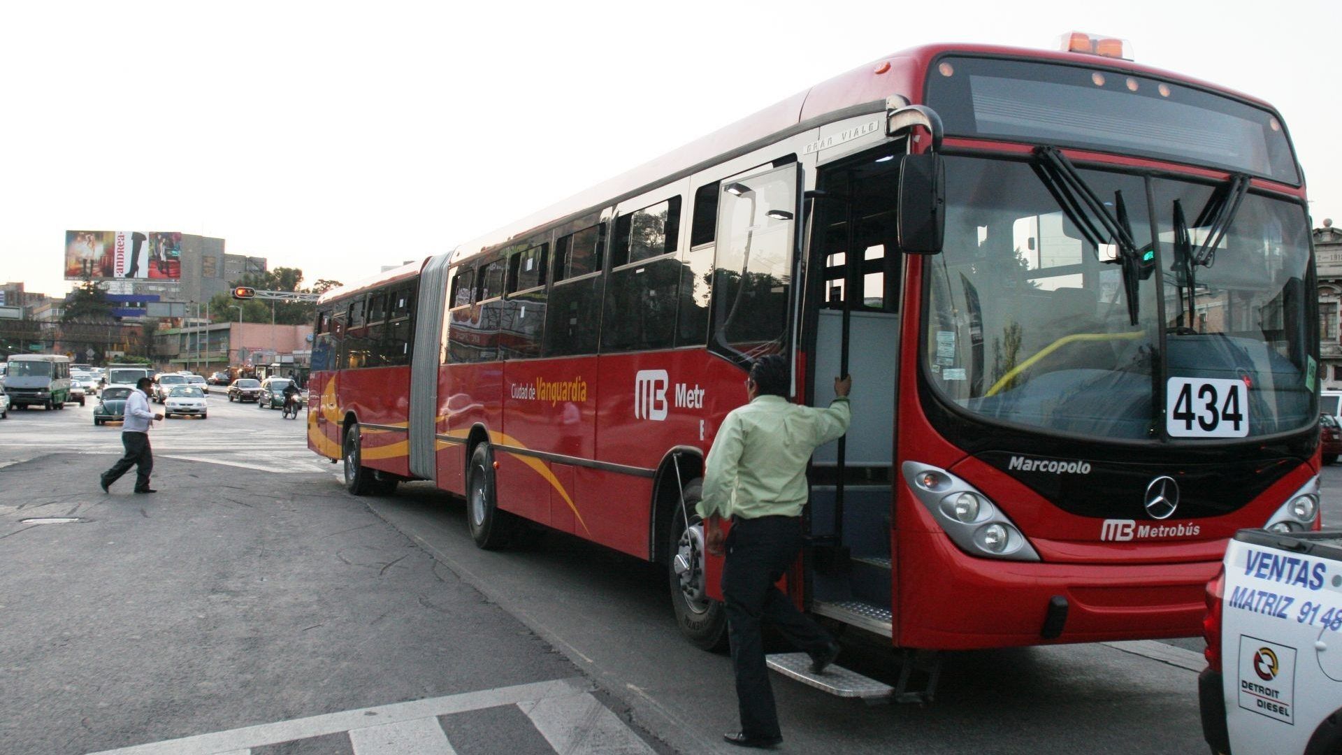 Servicio del Metrobús CDMX en la Línea 3