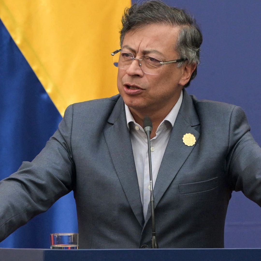 Arrojar Misiles a Lanchas No Detiene el Tráfico de Cocaína, Dice Petro a Trump.