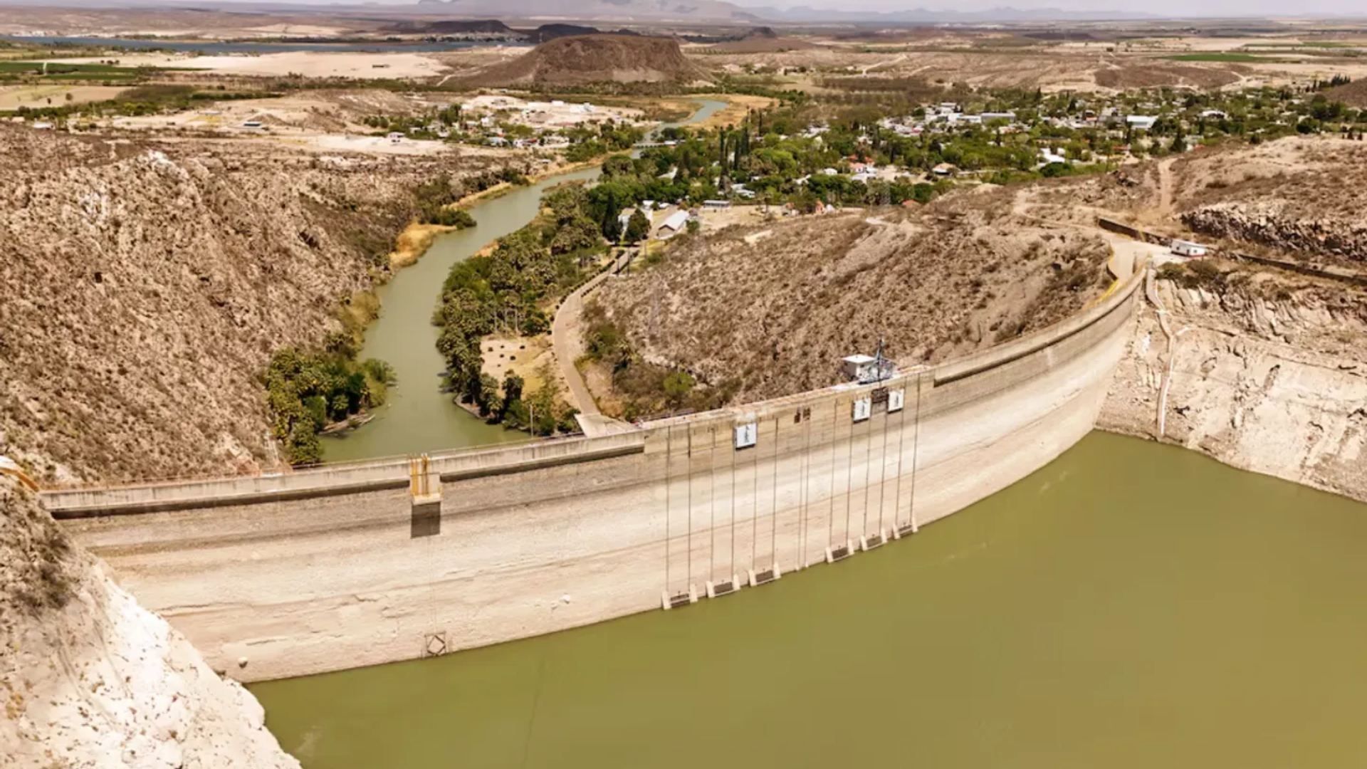 Estados Unidos Urge a México a Entregar Agua Prometida en Tratado de 1944