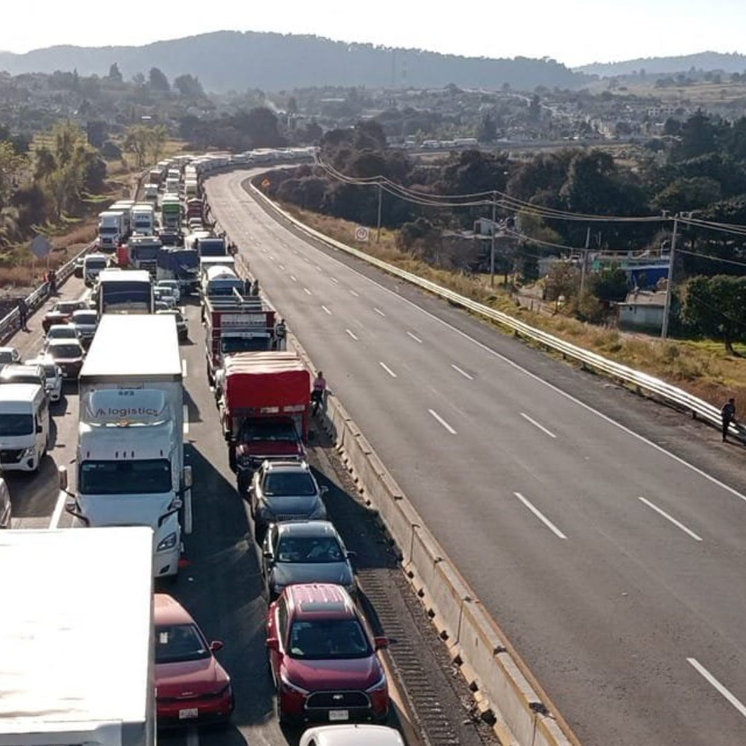 Cierre Intermitente en Autopista México Puebla por Manifestación en Santa Rita Tlahuapan