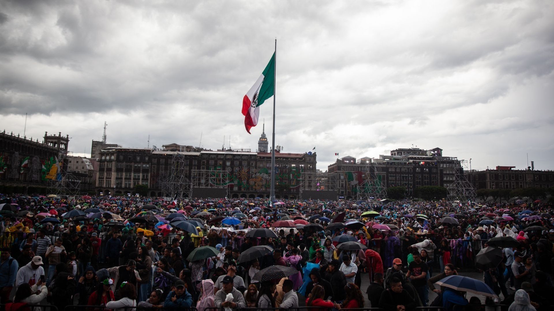 Concierto en Zócalo CDMX Qué Evento Hay el Domingo 9 de Noviembre 2025 Artistas Estarán