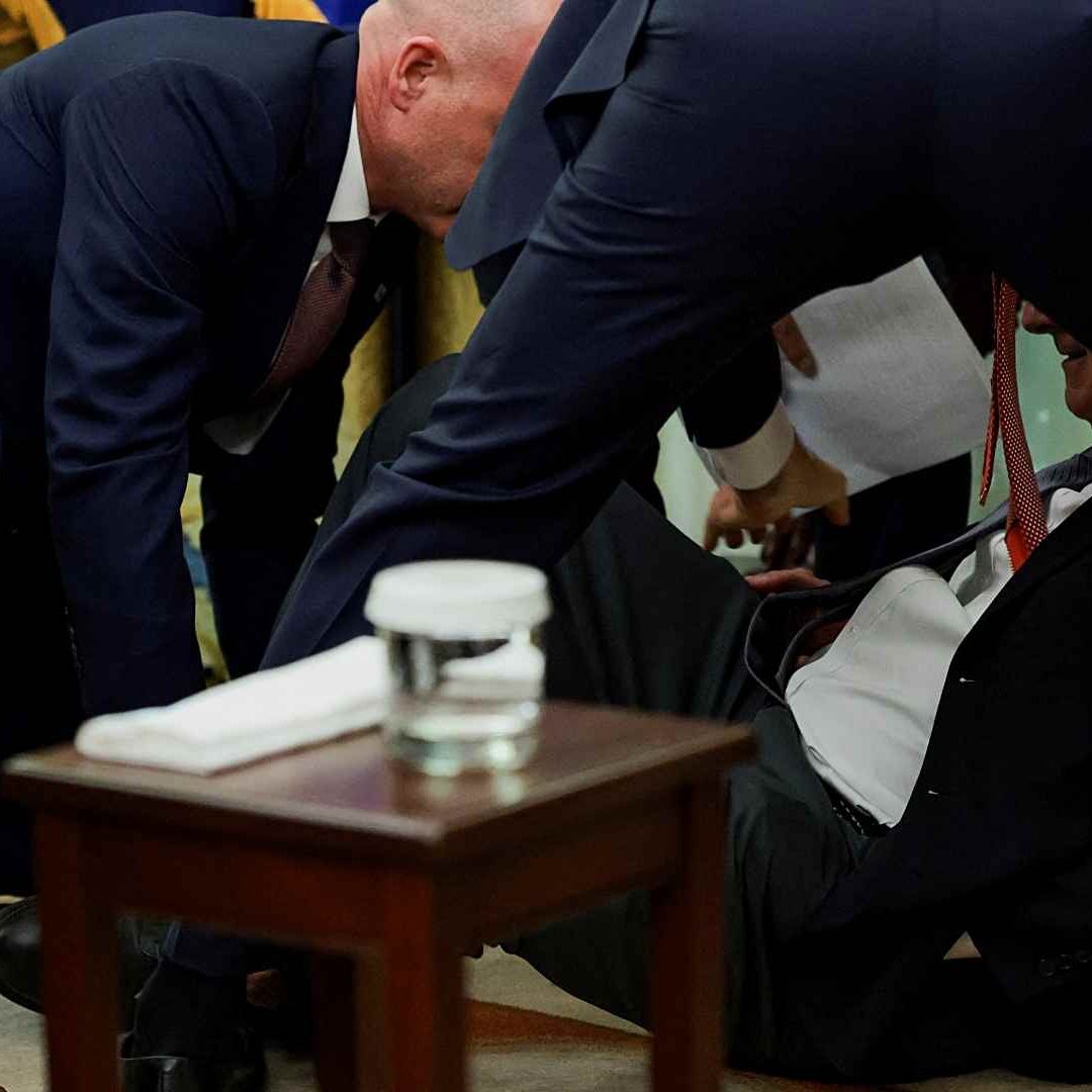 Ejecutivo de farmacéutica se desmaya en conferencia de Trump. Foto: Reuters