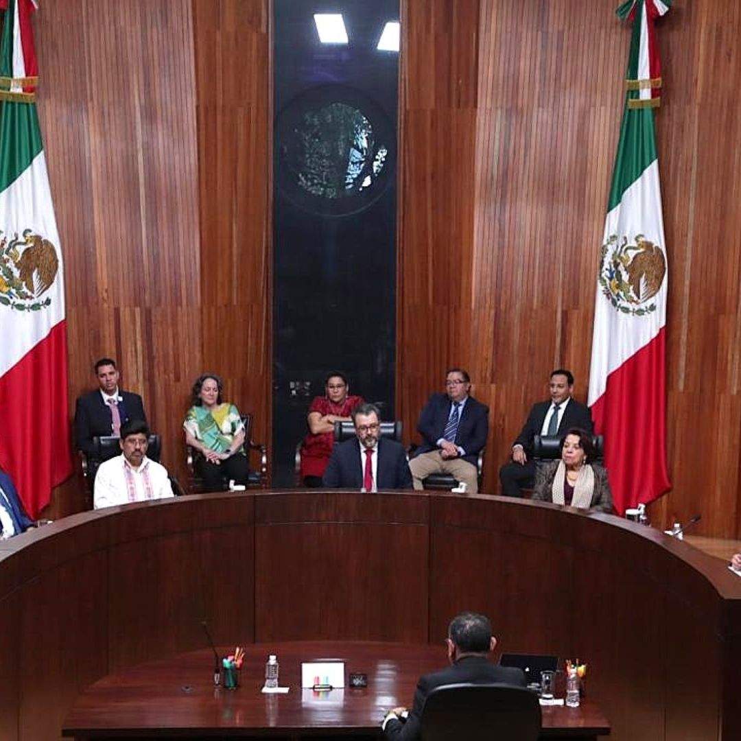 Bátiz García recordó su experiencia como funcionario público.