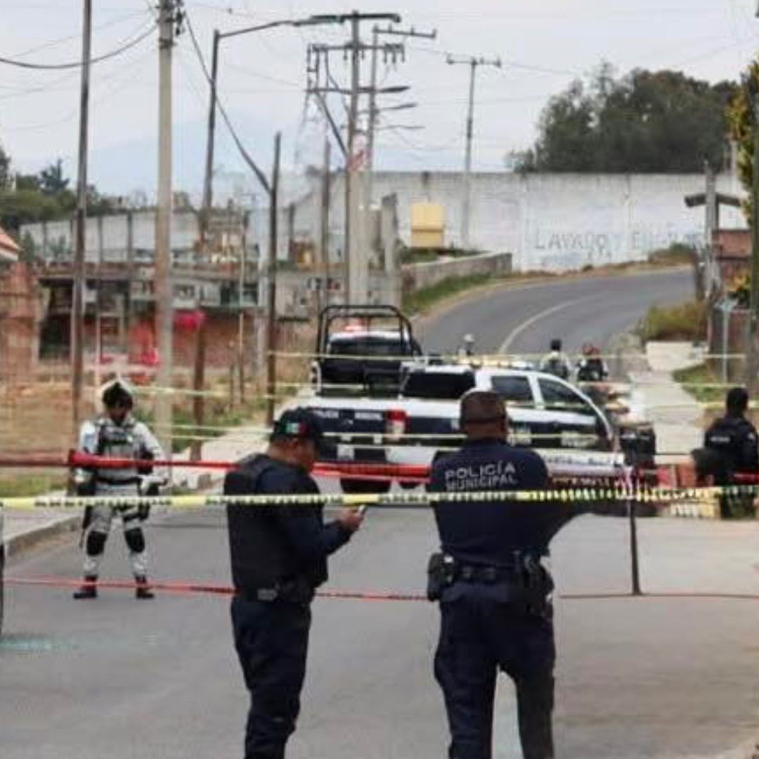 Hombre Asesinado a Balazos al Interior de su Automóvil San Antonio Atotonilco Ixtacuixtla Tlaxcala