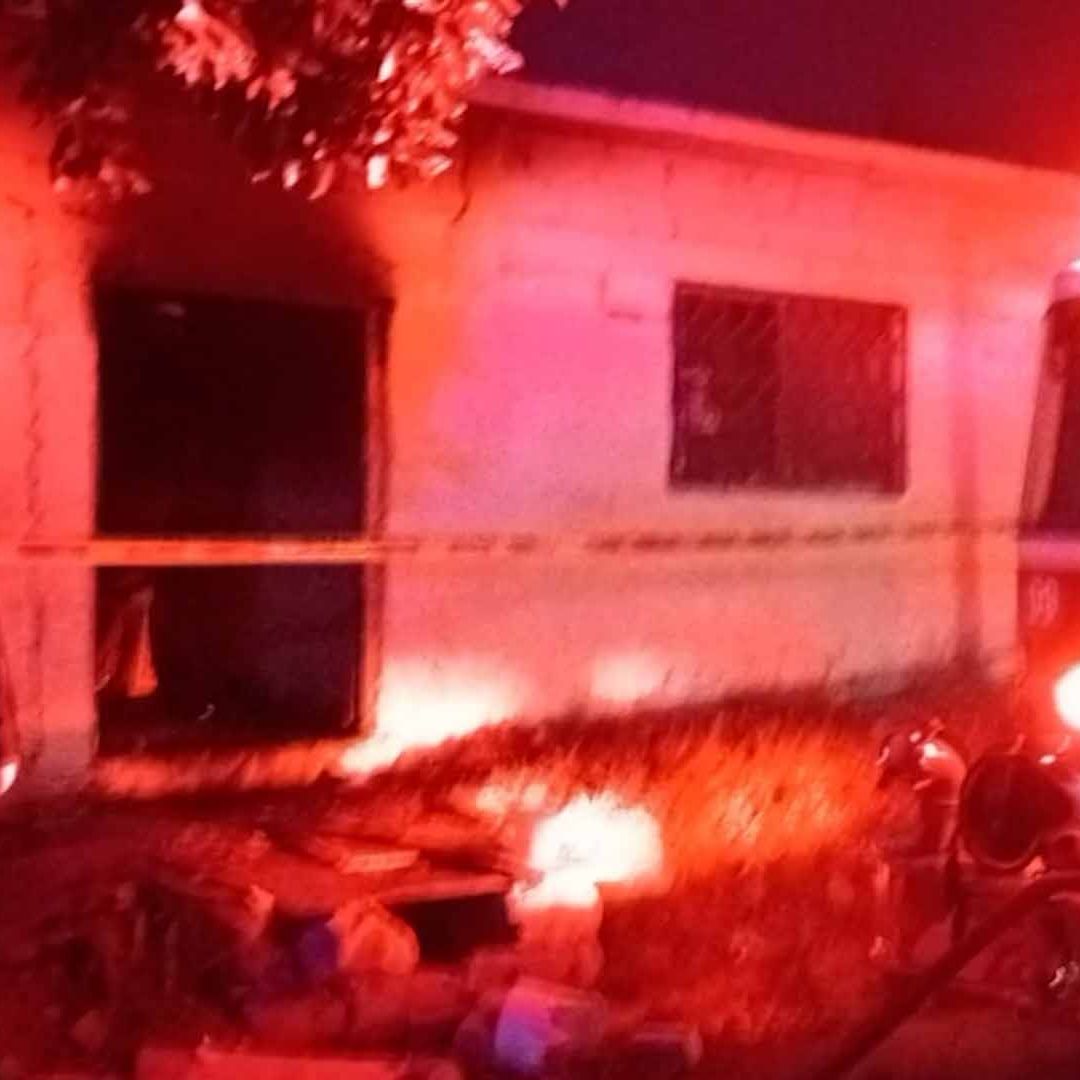 Muere Hombre Atrapado en Incendio de Casa en Colonia La Victoria en Torreón