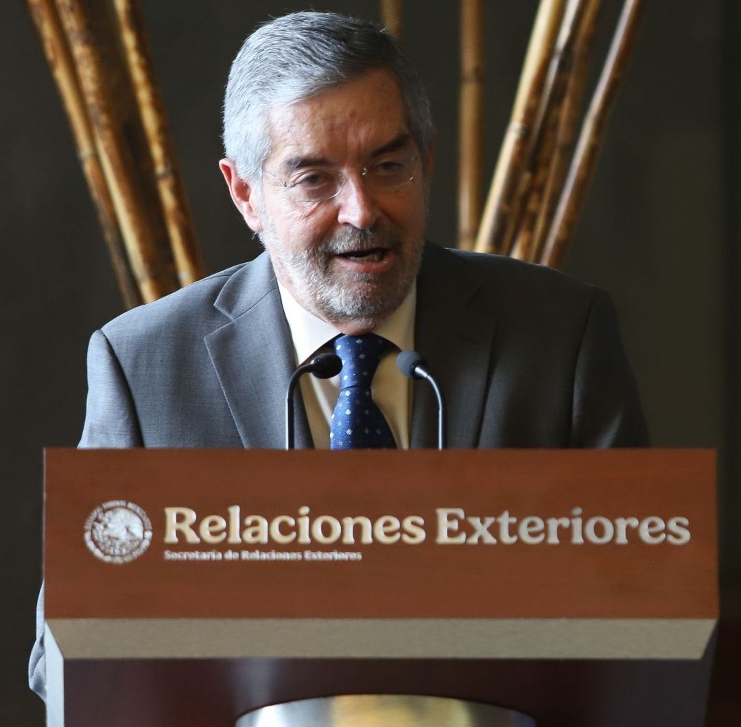 SRE Cancela Cargo de Cónsul Honorario de Filipinas Martín Camarena de Obeso