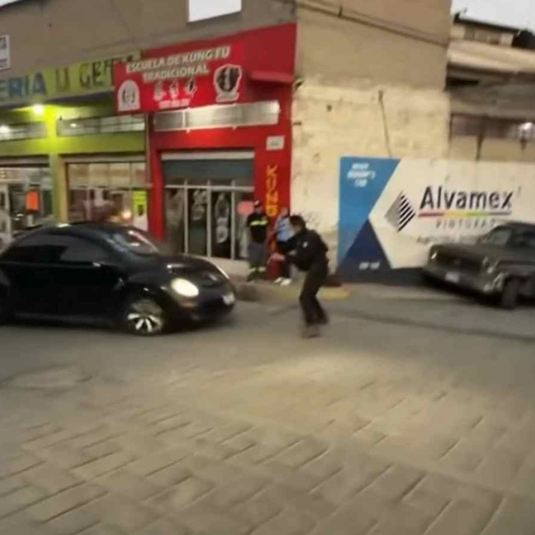 Policía municipal resulta lesionado en operativo vial aleatorio