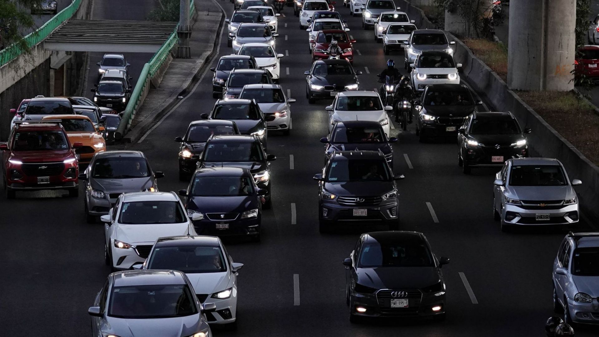 Vuelve el Doble Hoy No Circula lunes 23 de marzo 2026 por contingencia habrá restricción en CDMX y Edomex