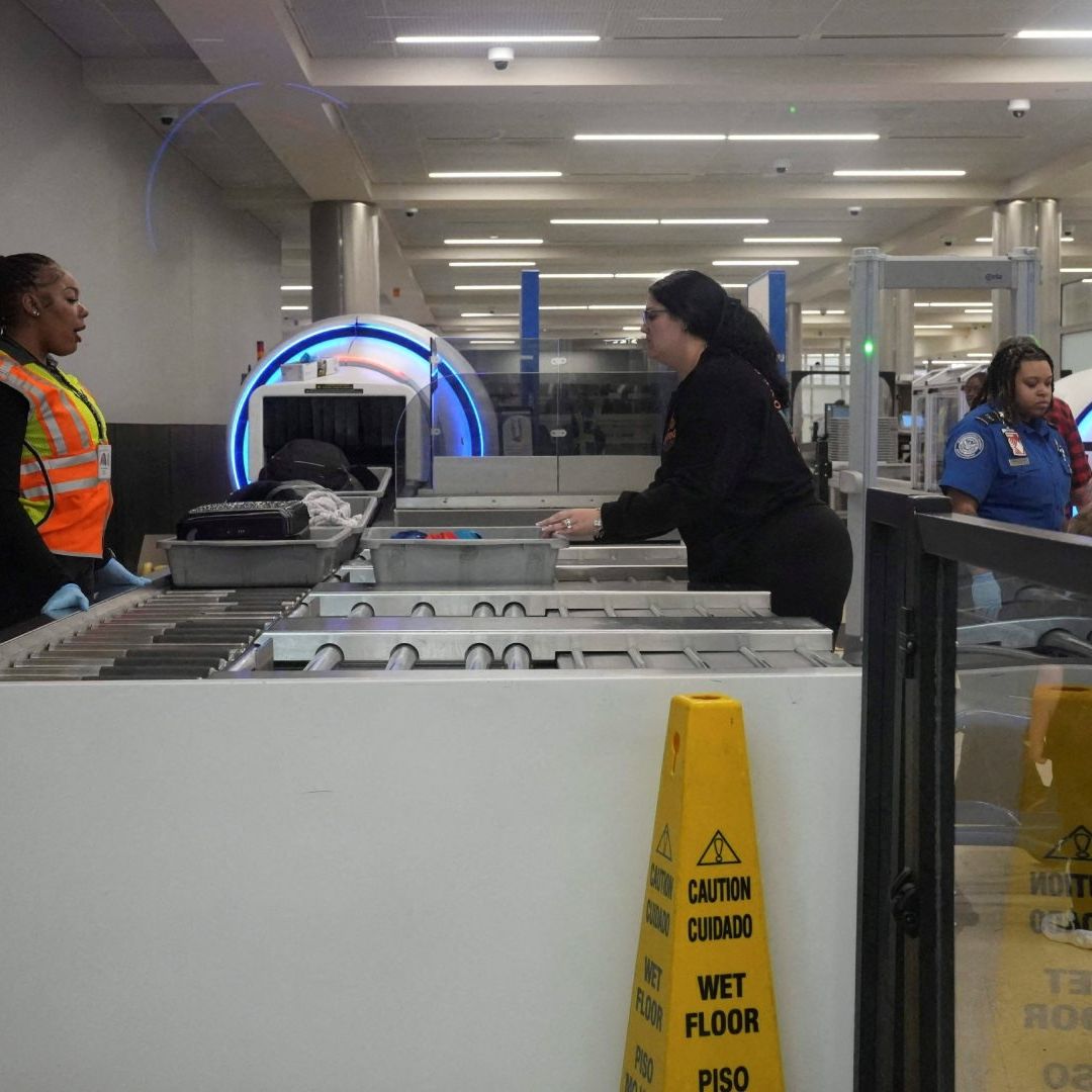 ICE apoyara a agentes de TSA en aeropuertos de EUA
