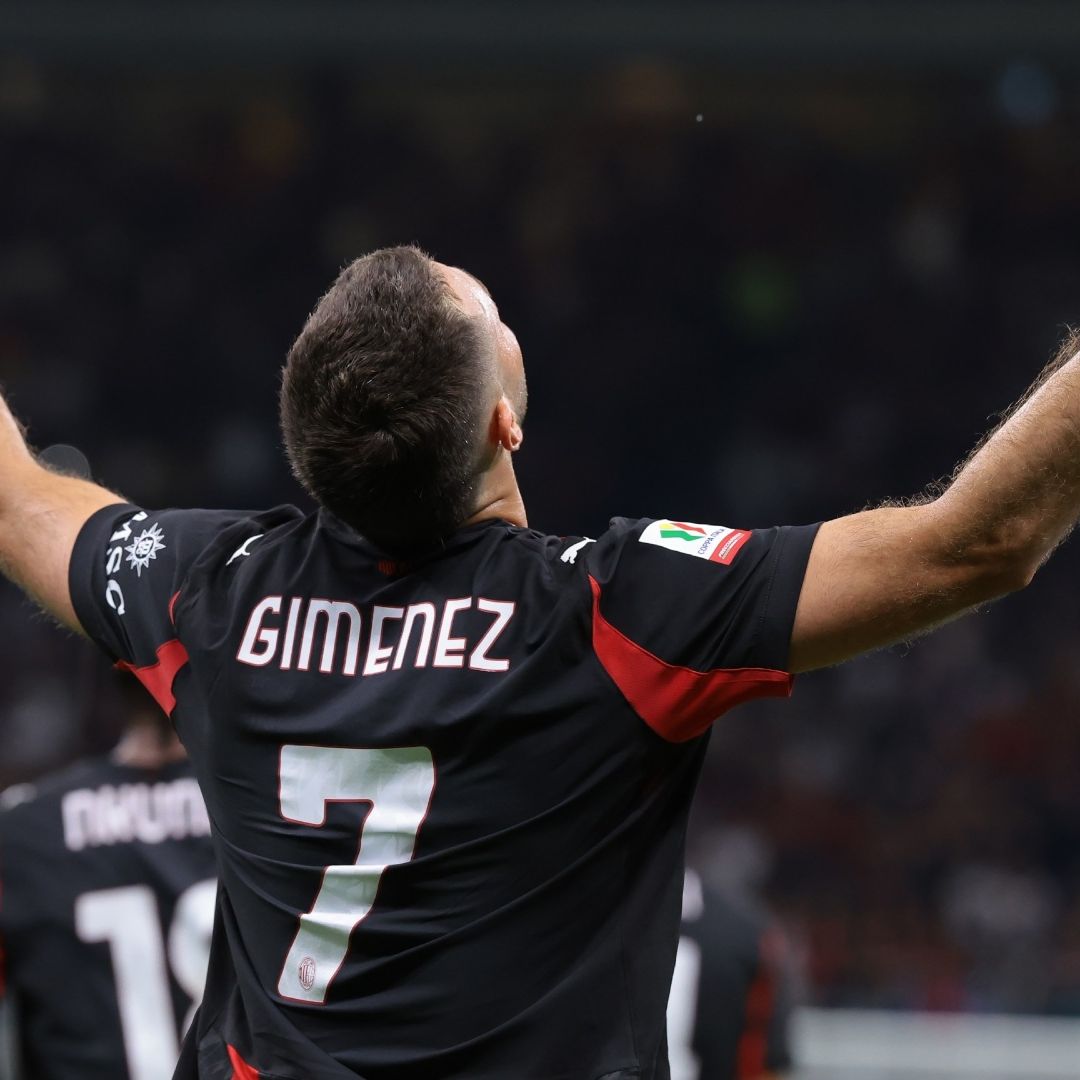 Santiago Gimenez Volvió a Jugar Luego de su Lesión; ¿Cómo le Fue al Mexicano con el AC Milan?