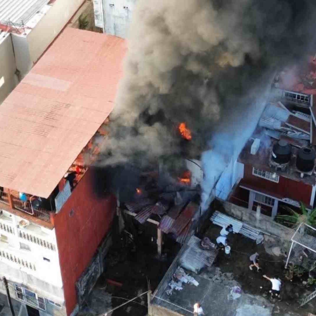 Incendio Consume Dos Locales en Xilitla