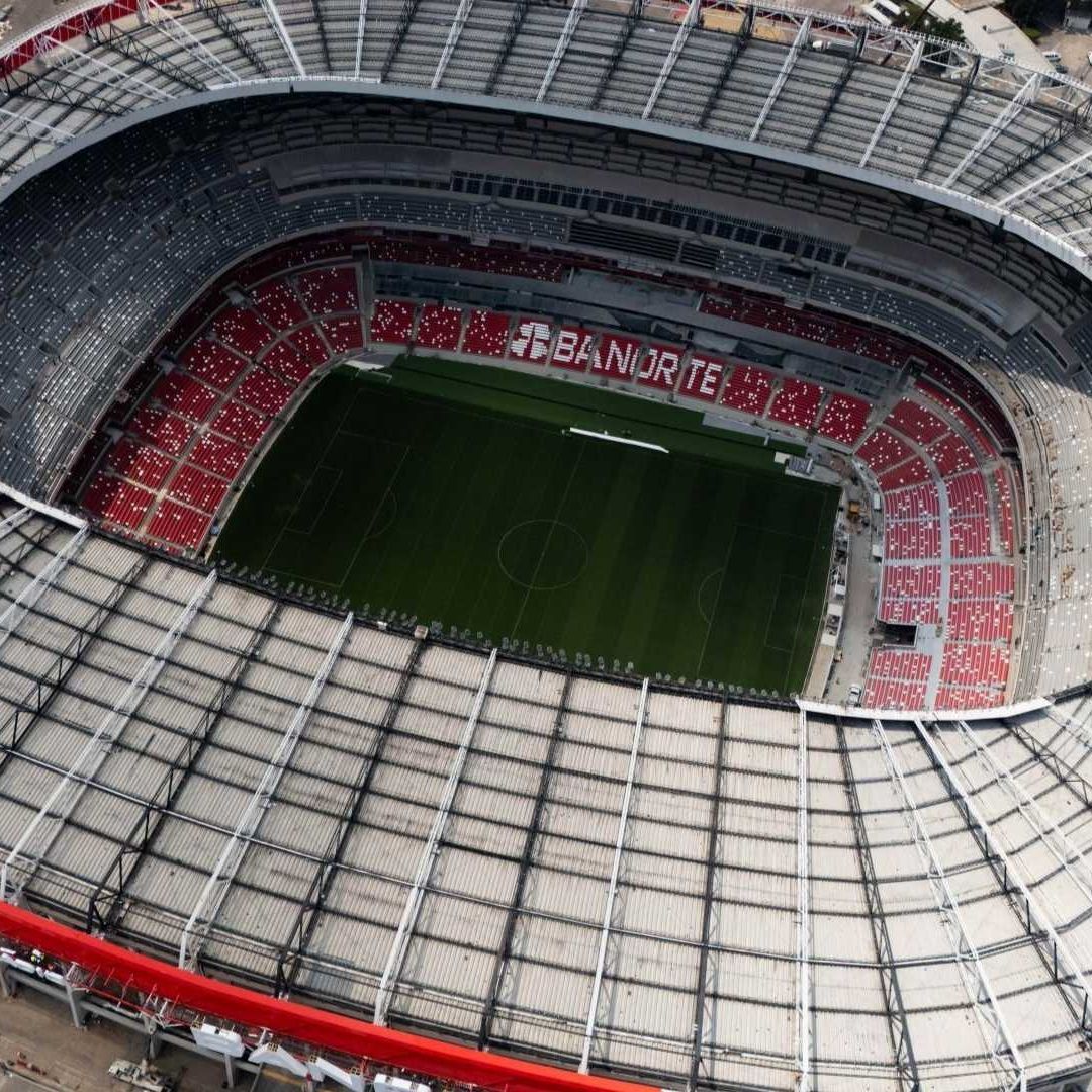 Una foto aérea del Estado Banorte.