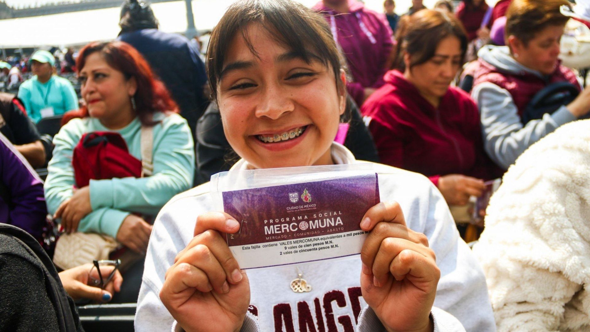 Apoyo de 19 a 56 años Inicia entrega de Vales de Mercomuna en marzo 2026 fechas requisitos y dónde los aceptan