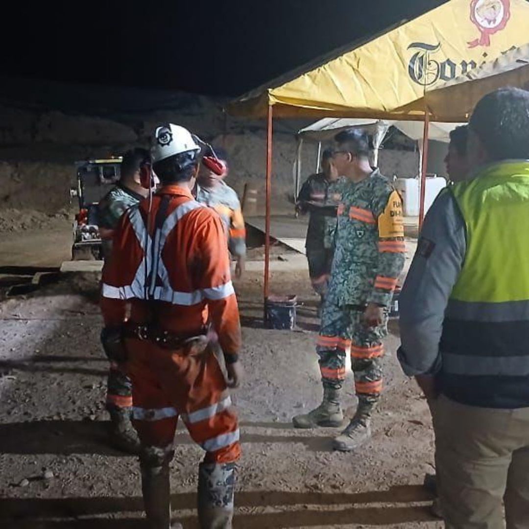 A marchas forzadas se trabaja en rescate de trabajadores atrapados en mina.