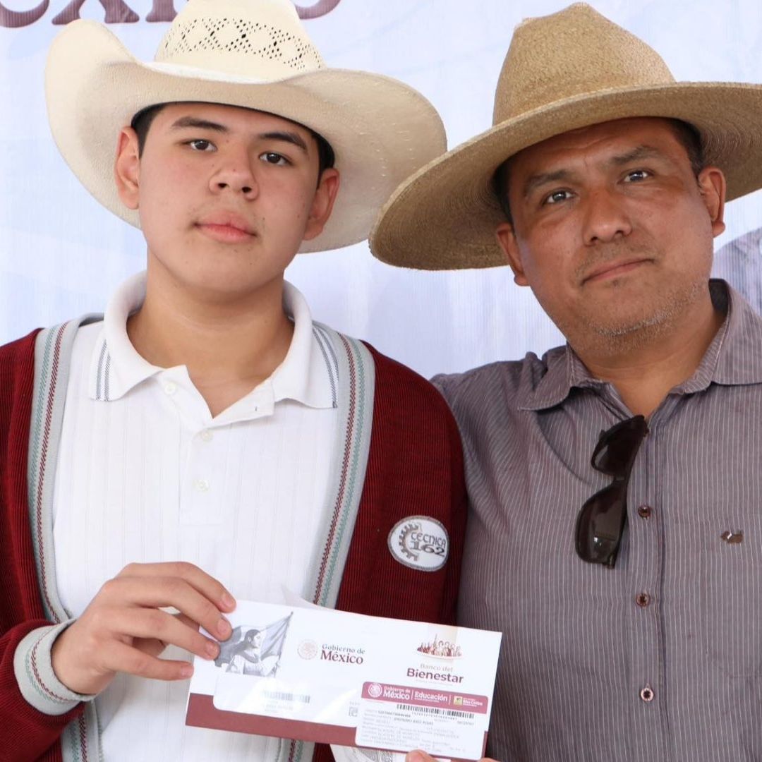 Pago doble de Beca Rita Cetina