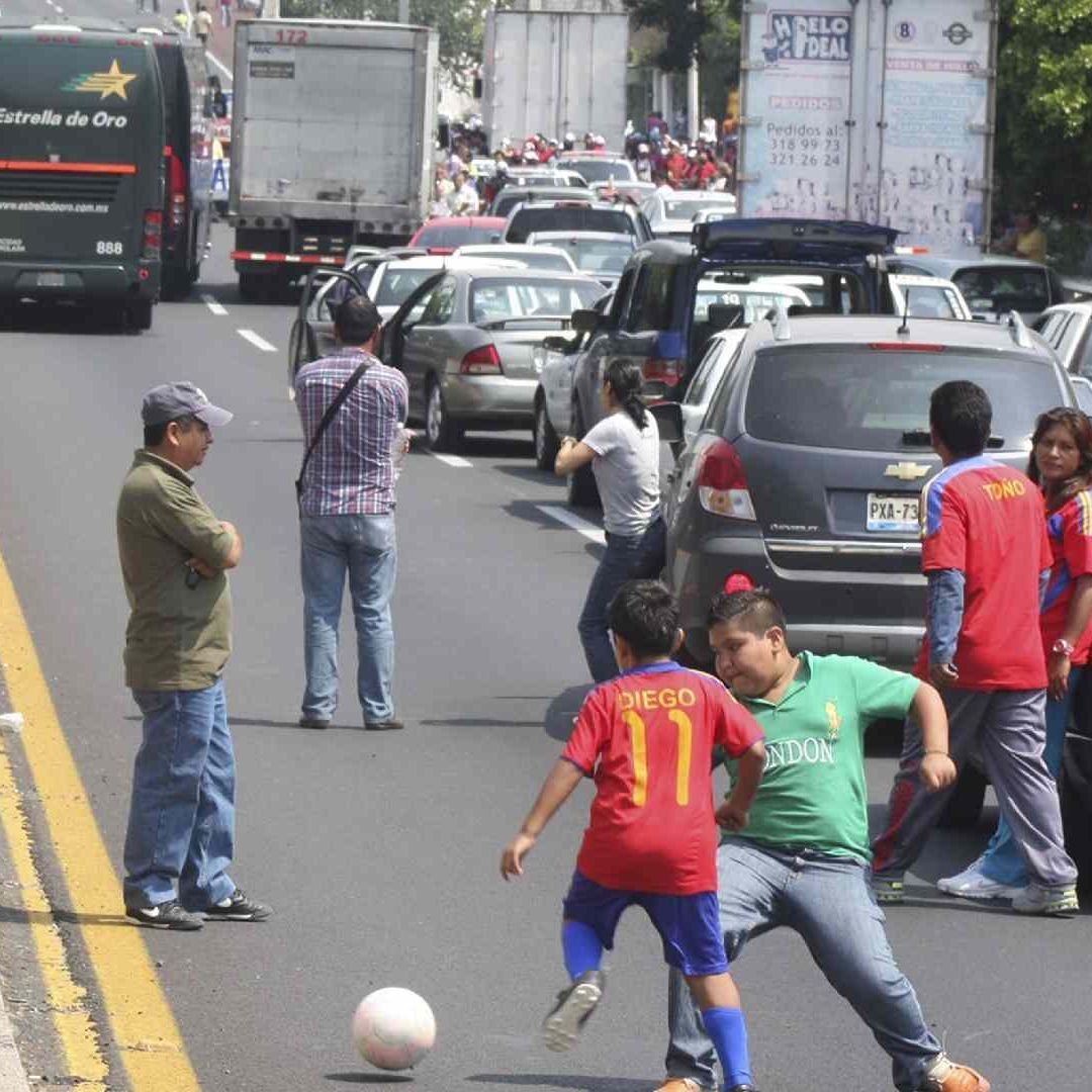 Bloqueos en la México-Cuernavaca. Foto: Cuartoscuro