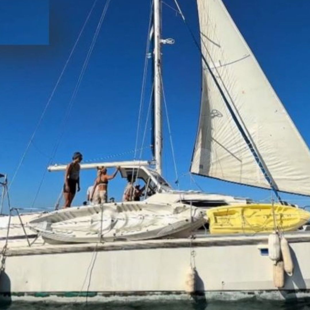 Los dos veleros partieron de Isla Mujeres hace seis días.