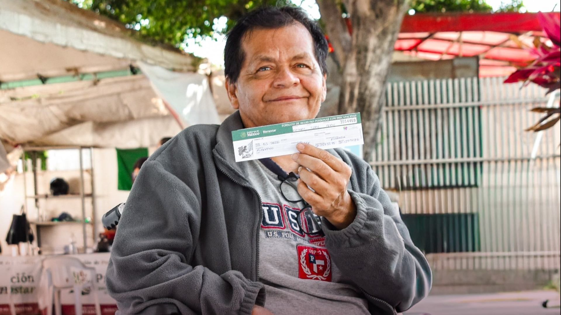 Pensión Hombres y Mujeres 30 a 64 años
