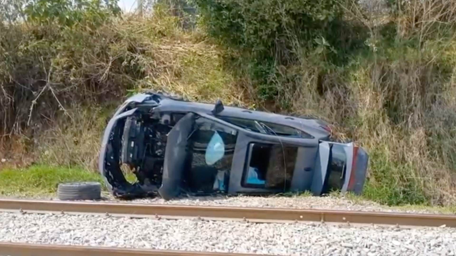 Familia Sufre Accidente Autopista Orizaba Córdoba Ixtaczoquitlán Veracruz Vías Tren