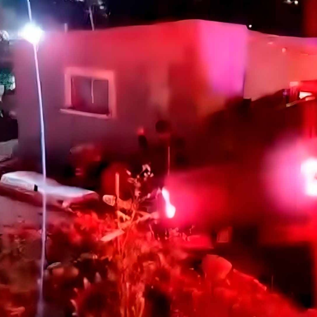 Muere Hombre y su Hermano Resulta Gravemente Lesionado tras Chocar Contra Casa en Acuña