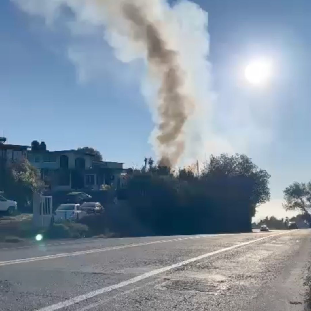 quema de pastizal causa incendio de vivienda en Acajete en Veracruz.