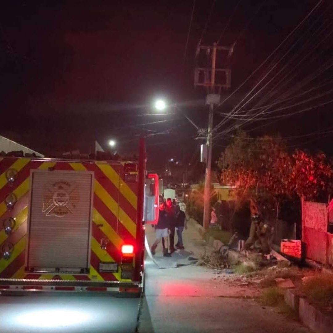 Incendio Deja Daños Materiales en Vivienda de Colonia El Ranchito de Hermosillo, Sonora